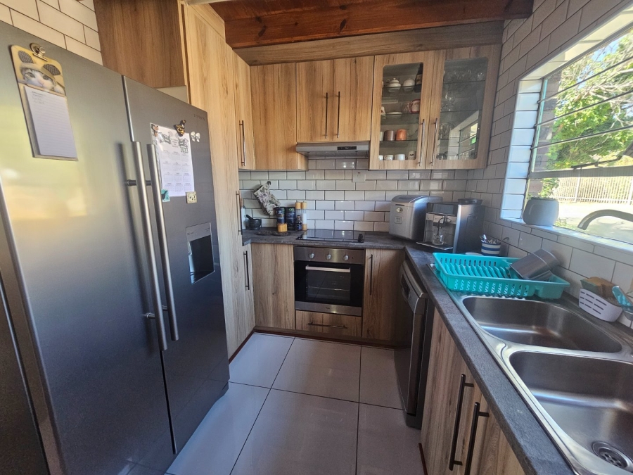 4 Bedroom Property for Sale in La Provance Free State